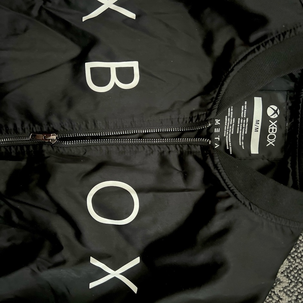 XBOX Bomber Jacket.New. - Picture 2 of 6